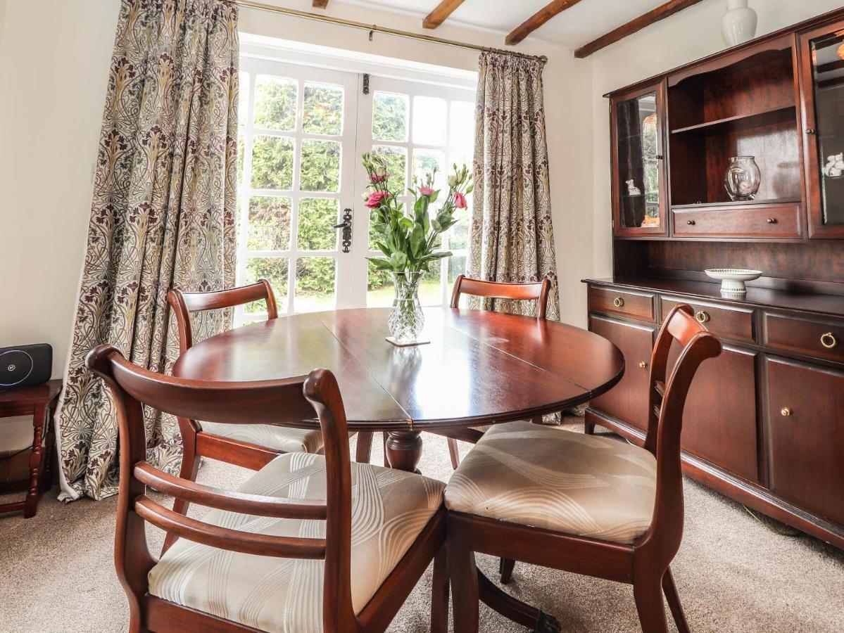 Springfield Cottage Wrexham Extérieur photo
