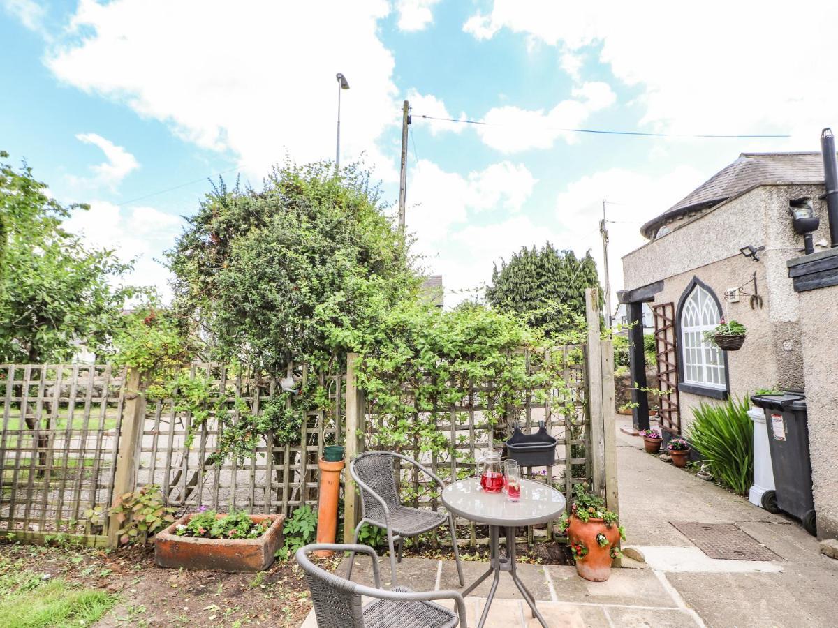 Springfield Cottage Wrexham Extérieur photo