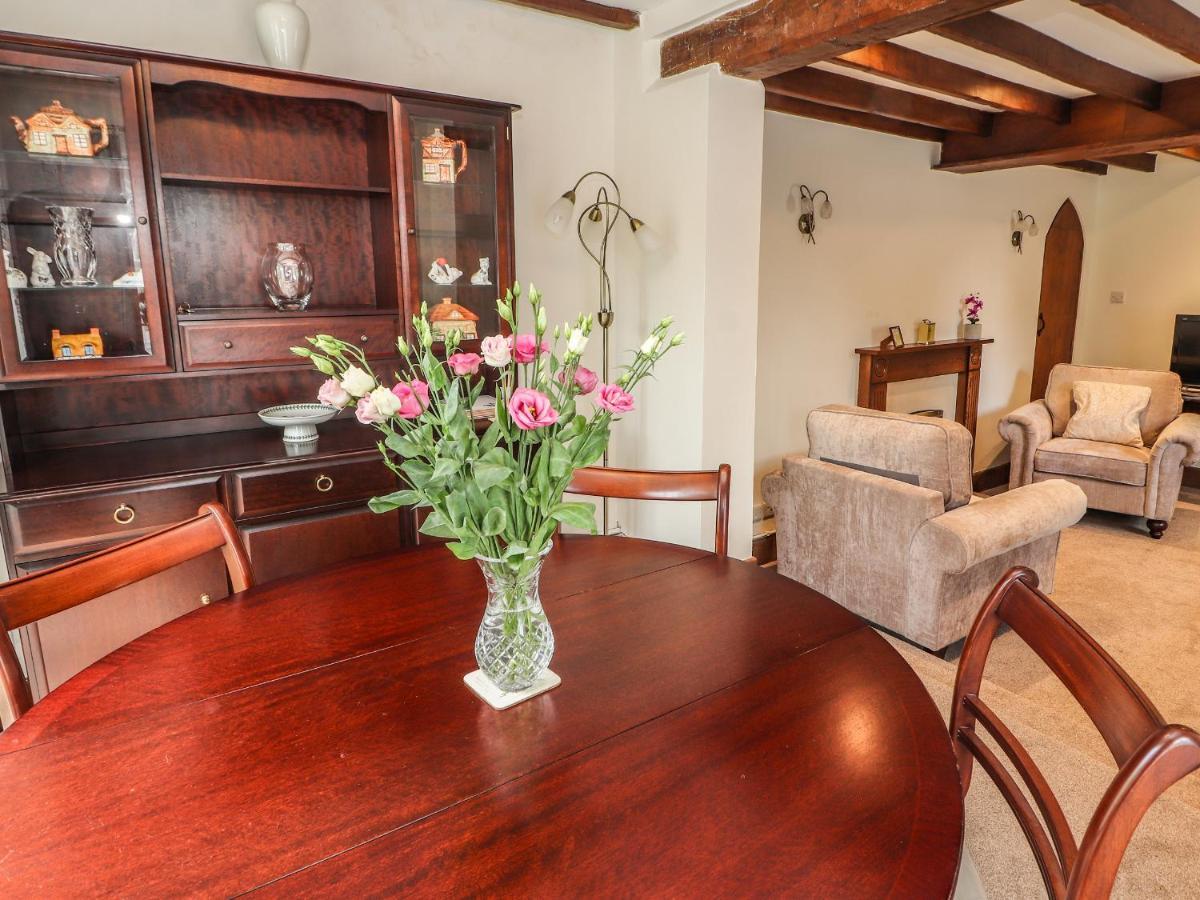 Springfield Cottage Wrexham Extérieur photo